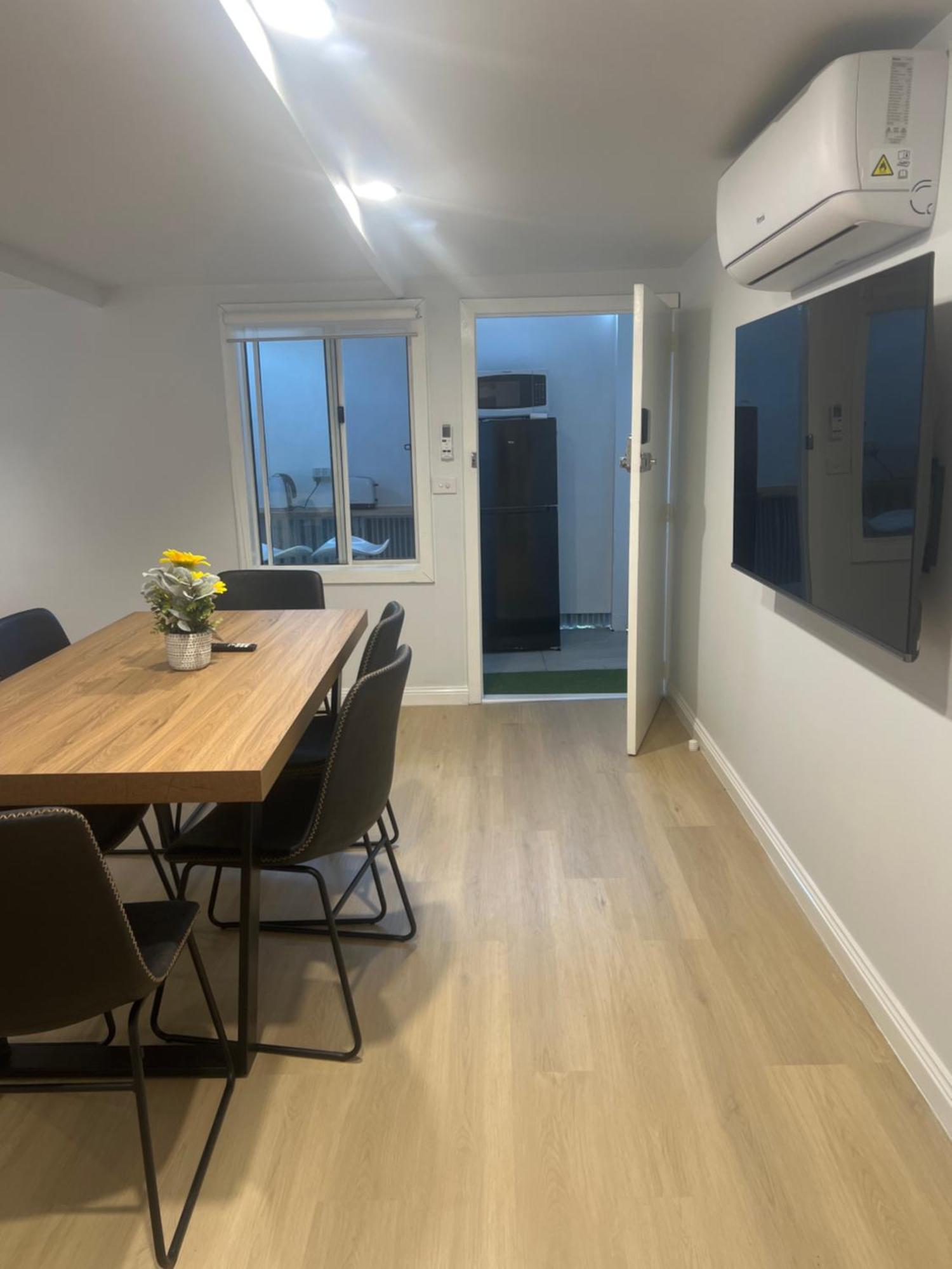 Bird Paradise & Mini Farm Apartment Bendigo